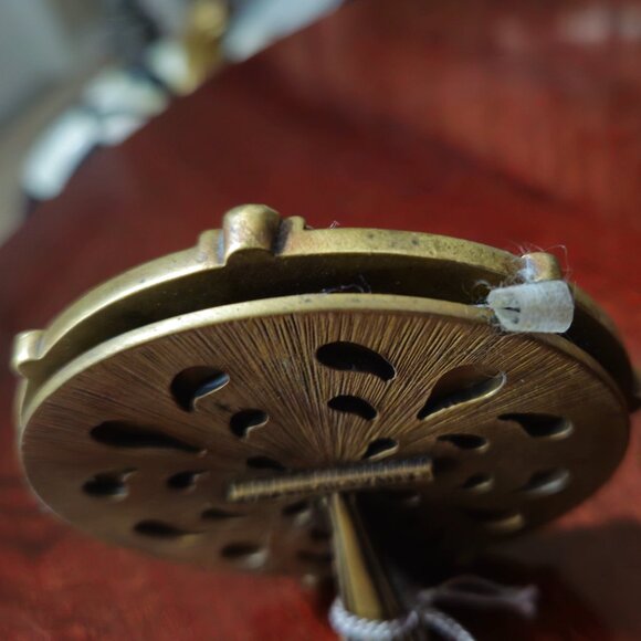 RARE NWT RETIRED JAY STRONGWATER FLORA & FAUNA AGATHA ROUND CRYSTAL ENAMEL FRAME - Picture 7 of 10